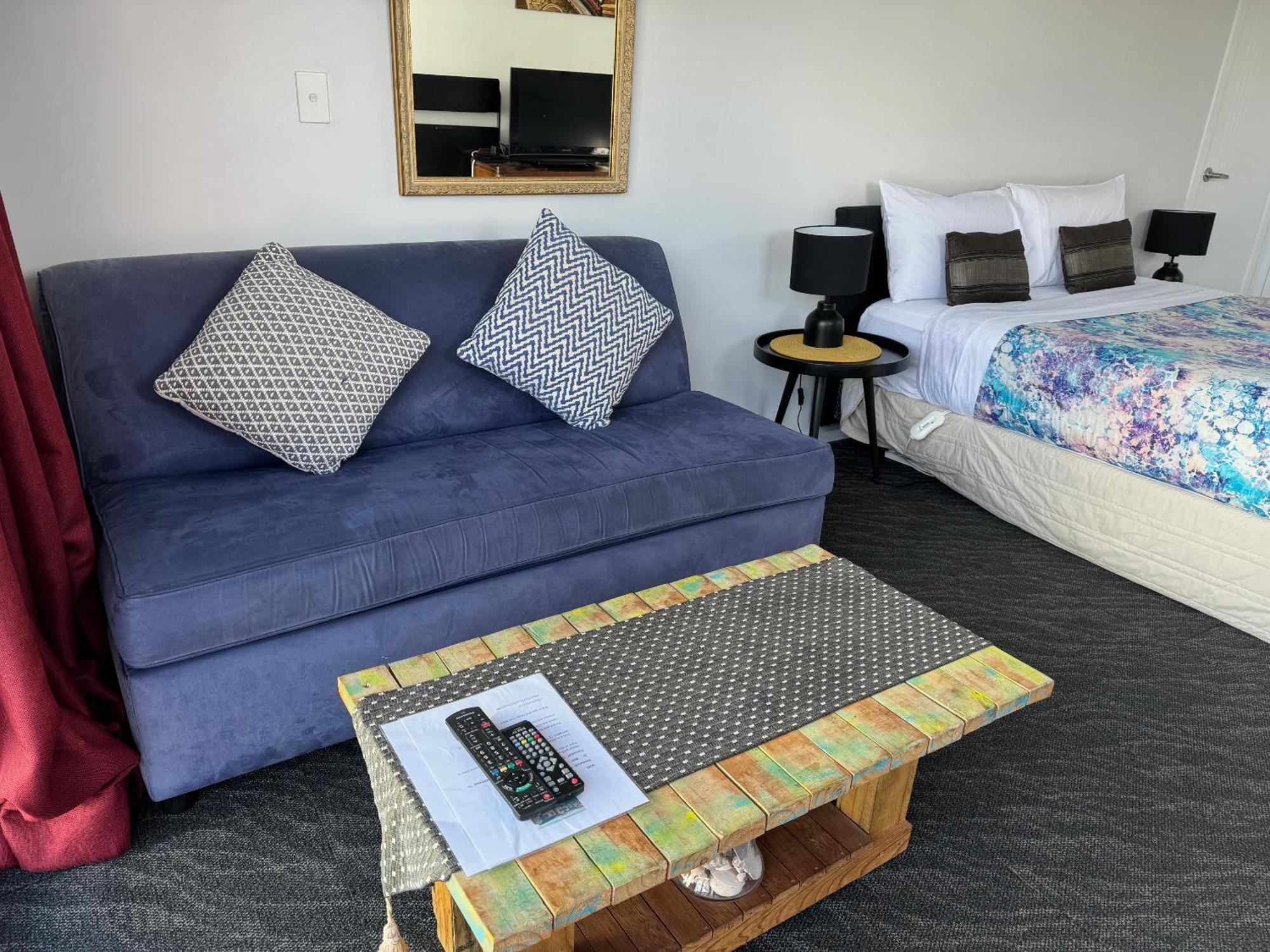 Delbrook Point Cozy-Studio Hamilton Bagian luar foto